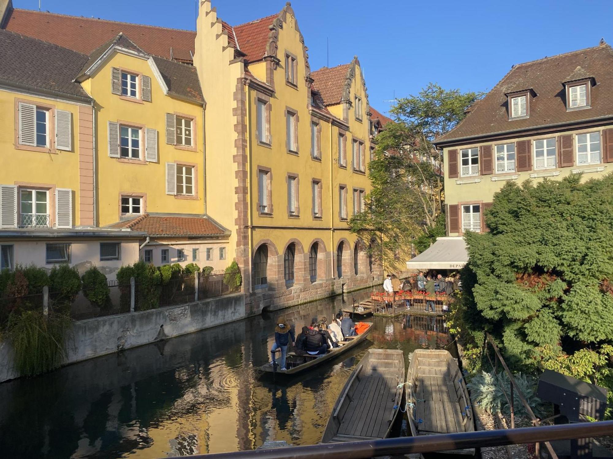 I-Love-Colmar - Les Remparts - Parking Bagian luar foto